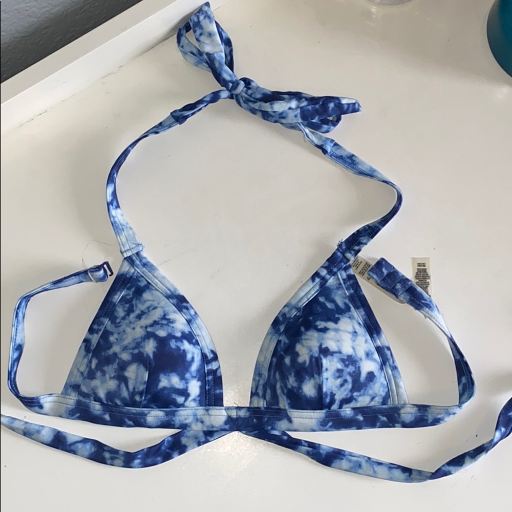 victoria’s Secret PINK tie-dye bikini top